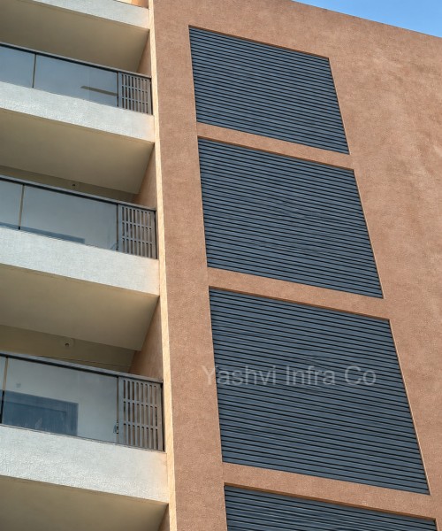 U-Shape P50 louver system - 50mm pitch galvanized/aluminum blade for architectural facades by Yashvi Infra Co