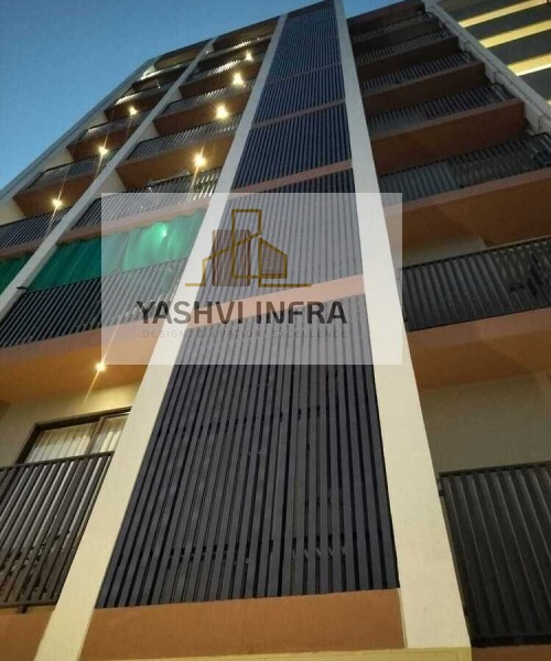 U-Shape P75 louver system - 75mm pitch aluminum/galvanized iron facade cladding by Yashvi Infra Co